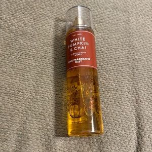 Bath and Body Works White Pumpkin & Chai Fine Fragrance Mist